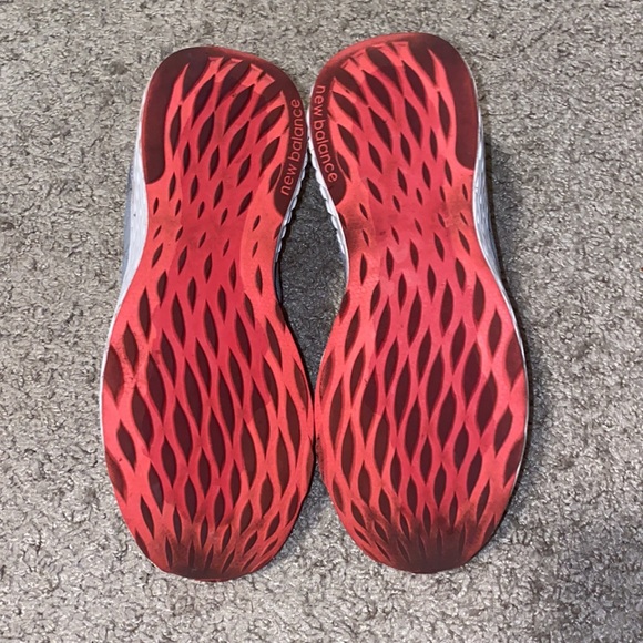 New balance sneakers - Picture 2 of 4